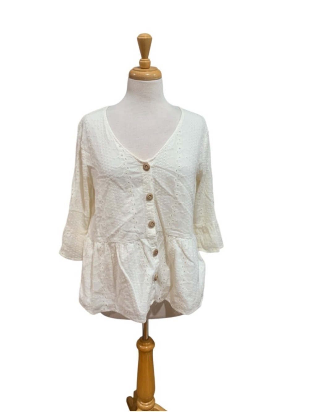 Soft white 100% cotton Matilda Jane ruffle elbow sleeve button up boho top